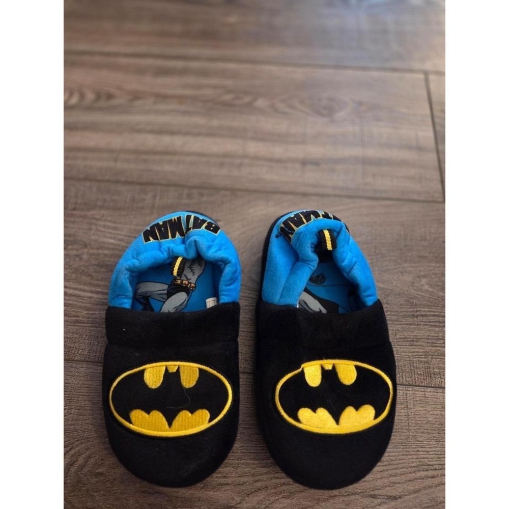 Batman‎ toddler boy slippers size 13/1